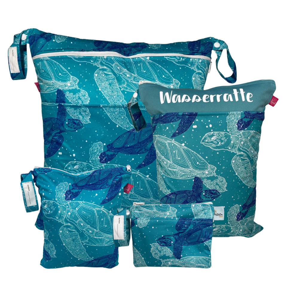 Wetbag Viererset „Schildkröten“ - personalisierbare Wäschebeutel für Reise und Alltag