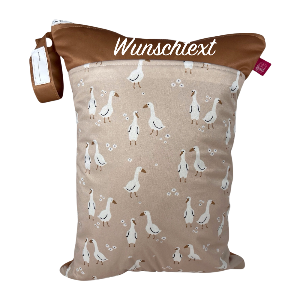Wetbag Set „Gänse“ - Personalisierbare Wetbags