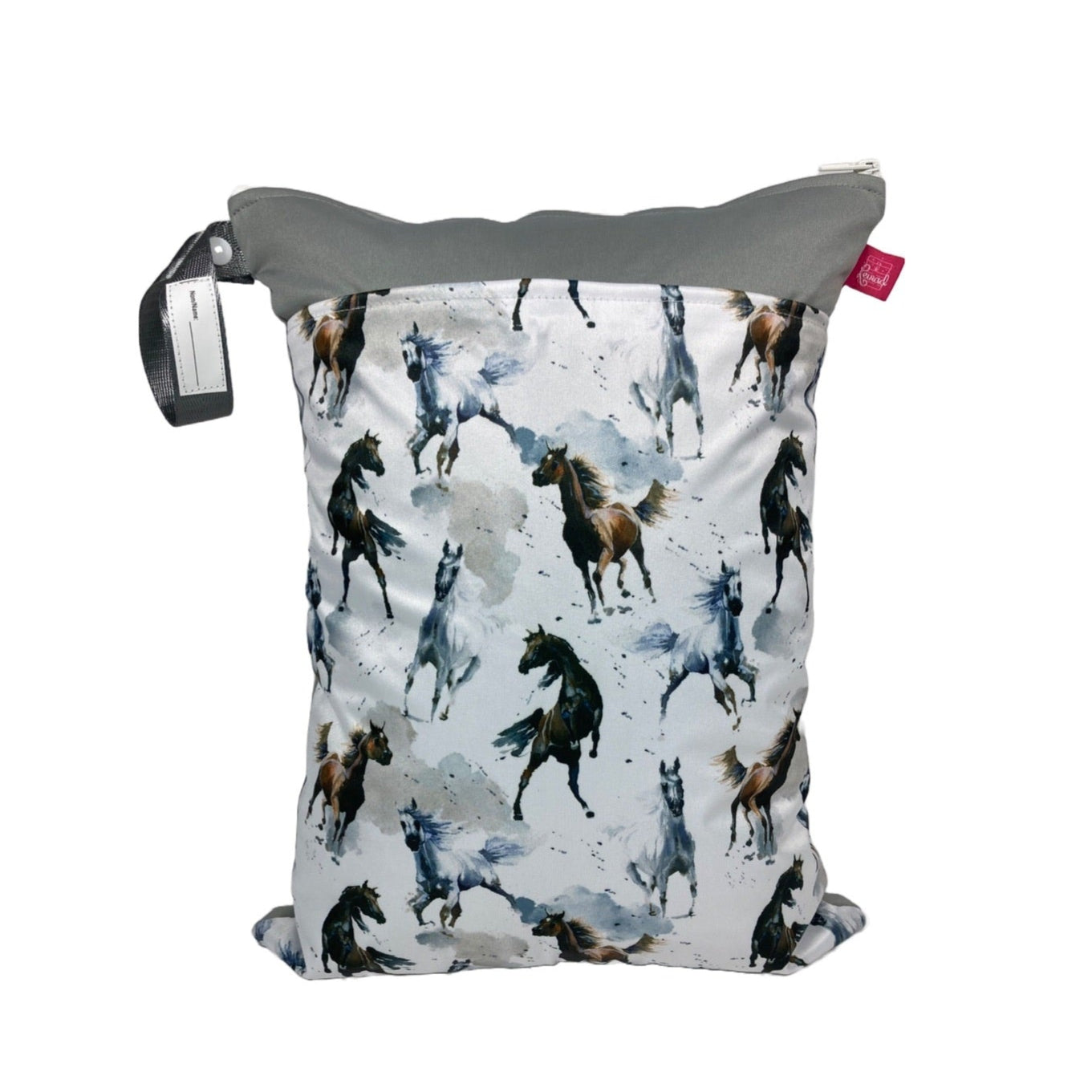 Personalisierte Wetbag „Wildpferde“ - Wäschebeutel für Sport & Reise