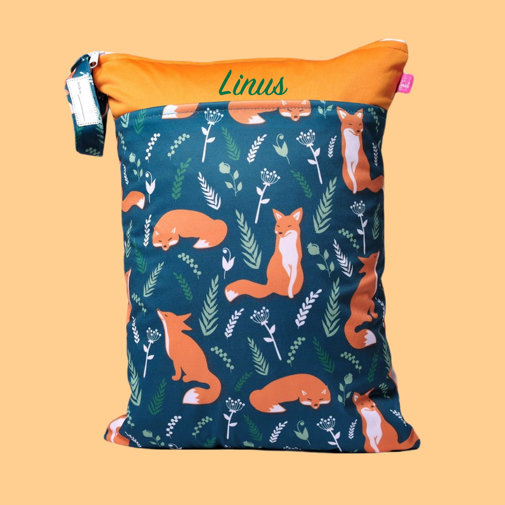 Nasstasche Fuchs gruen orange mit Namensaufdruck