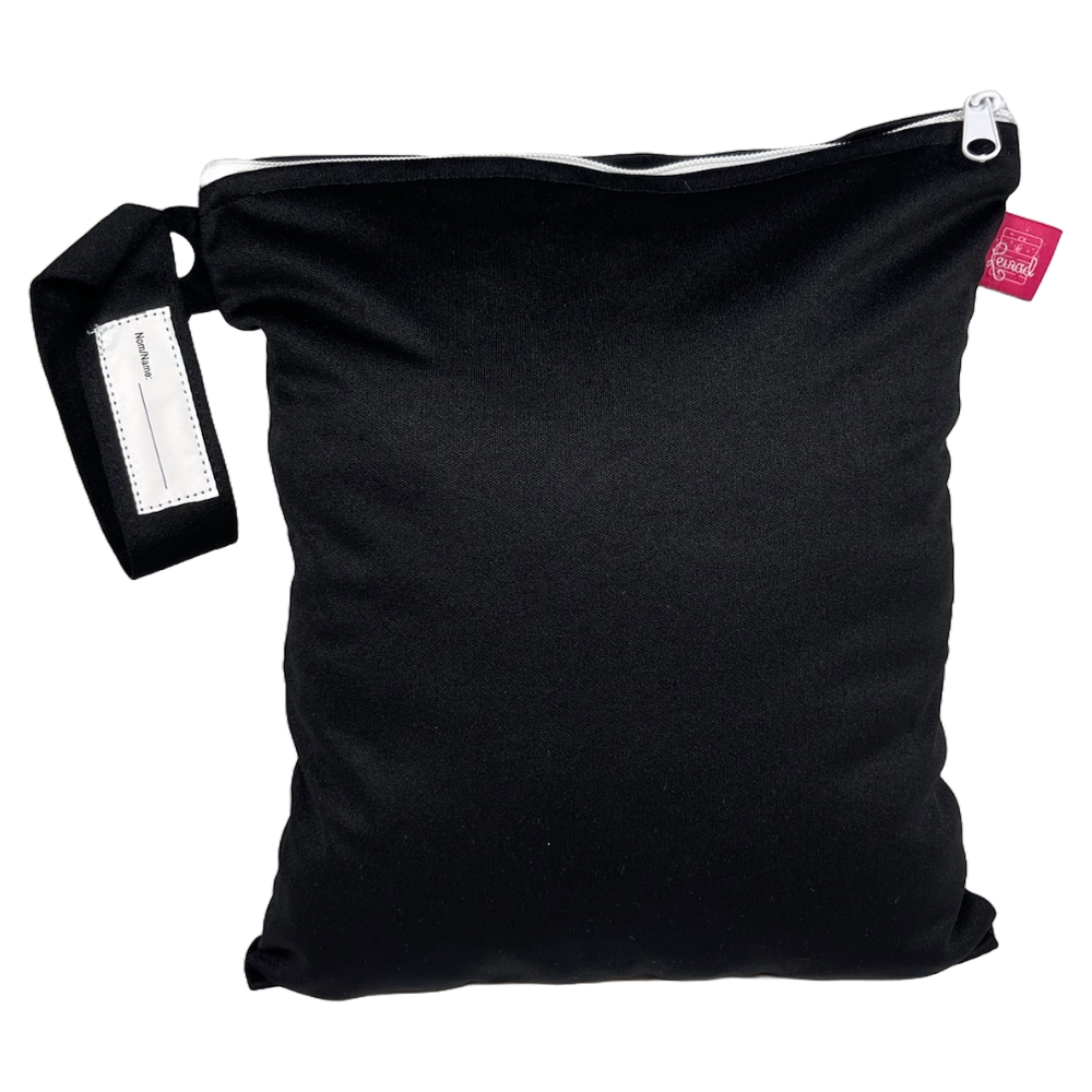 Wetbag Größe M in Schwarz – diskreter Beutel für Periodenunterwäsche und Hygieneprodukte